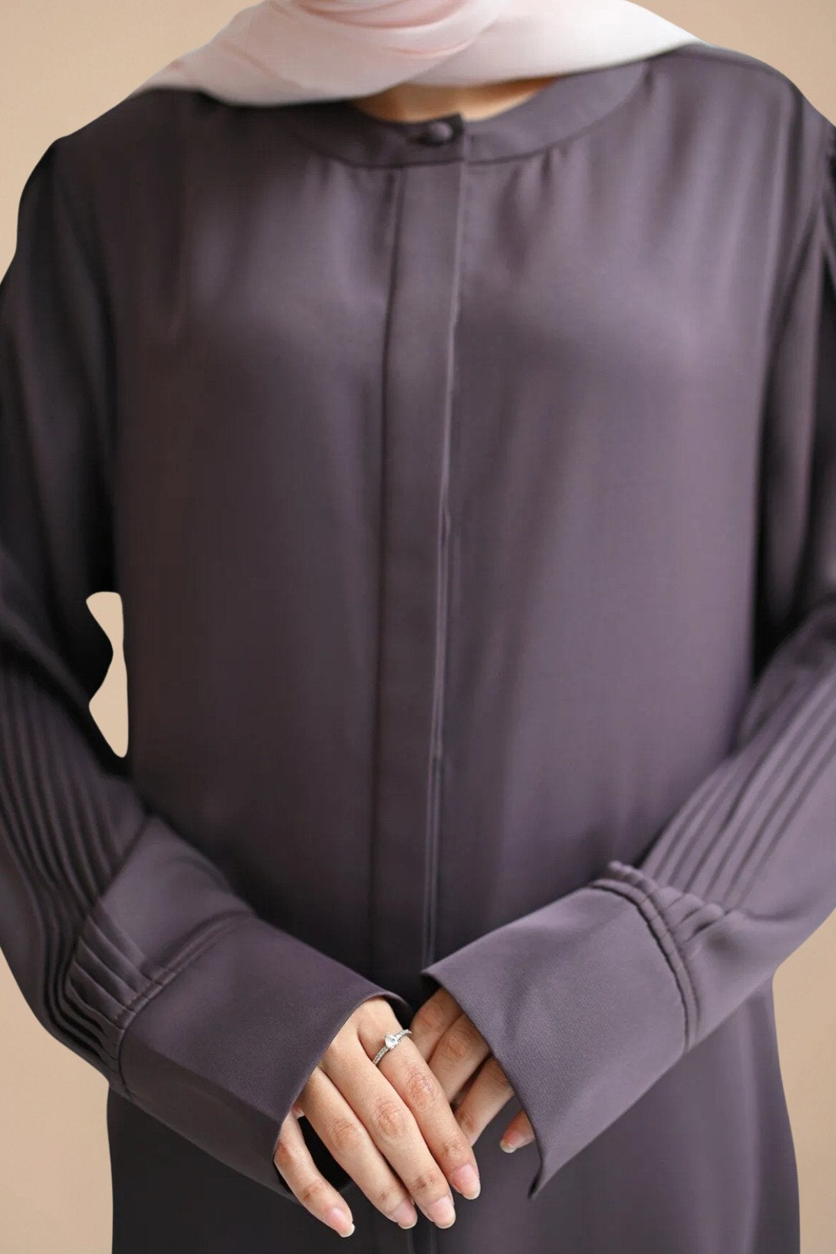 Mauve Pleated Abaya