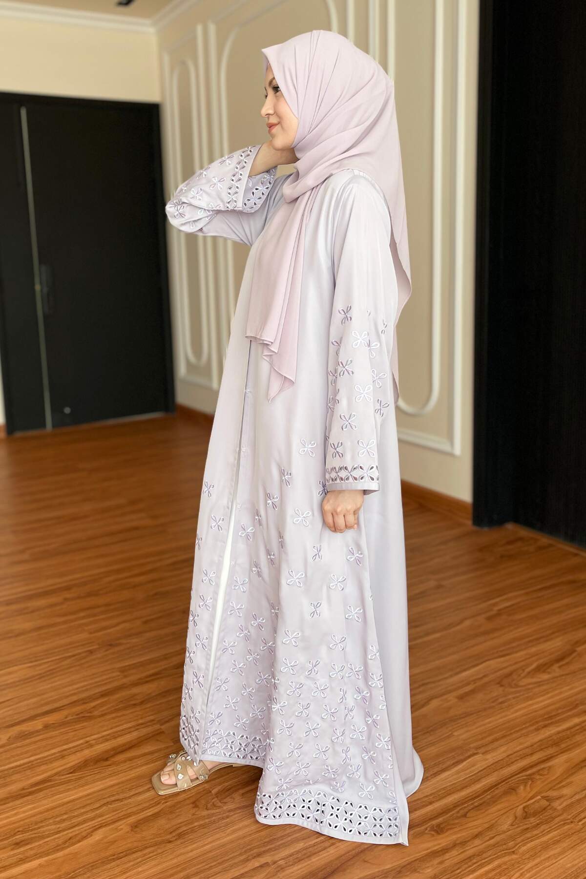 Black Leaf Petal Embroidered Abaya