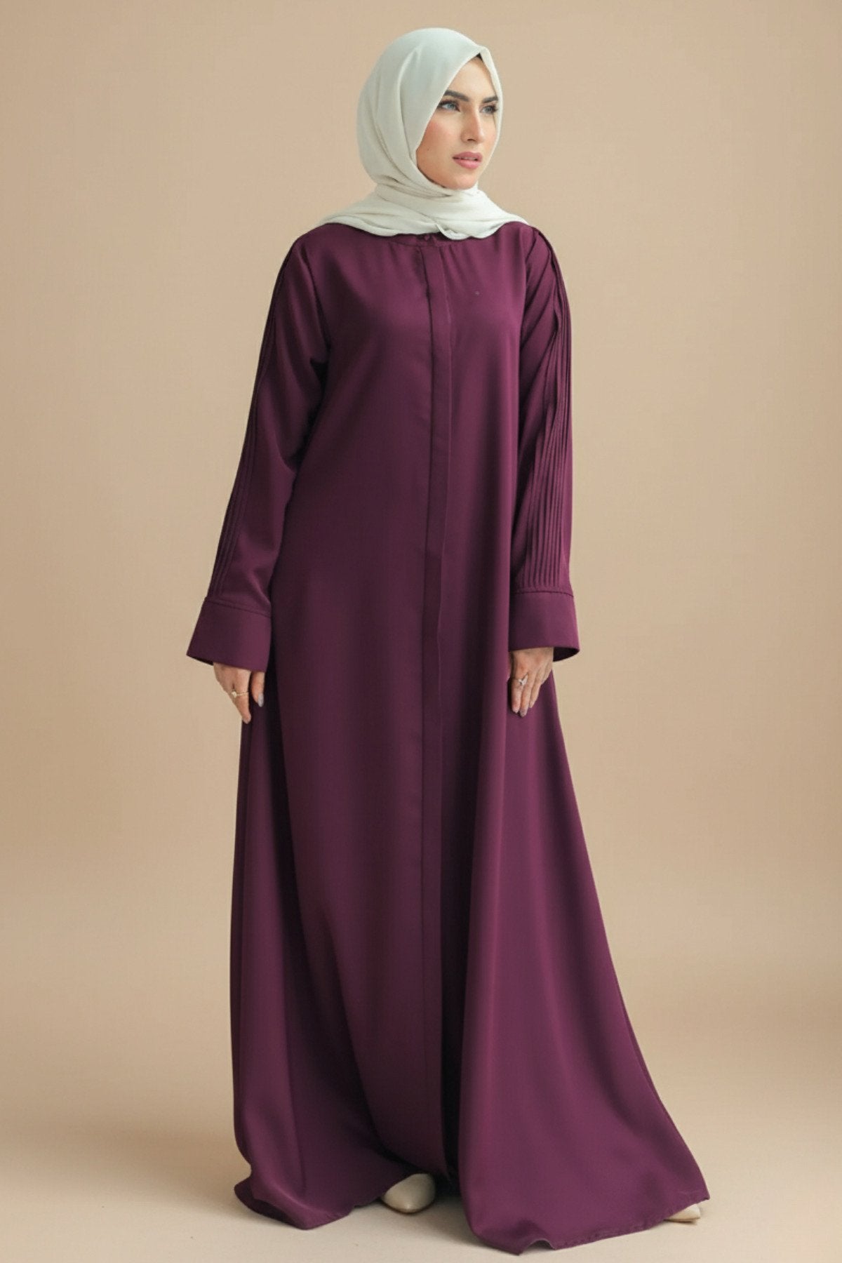 Gravel Pleated Abaya