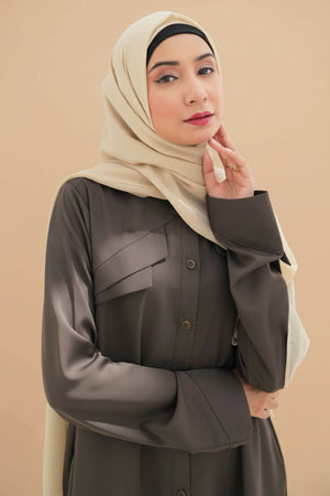 Black Lapel Abaya
