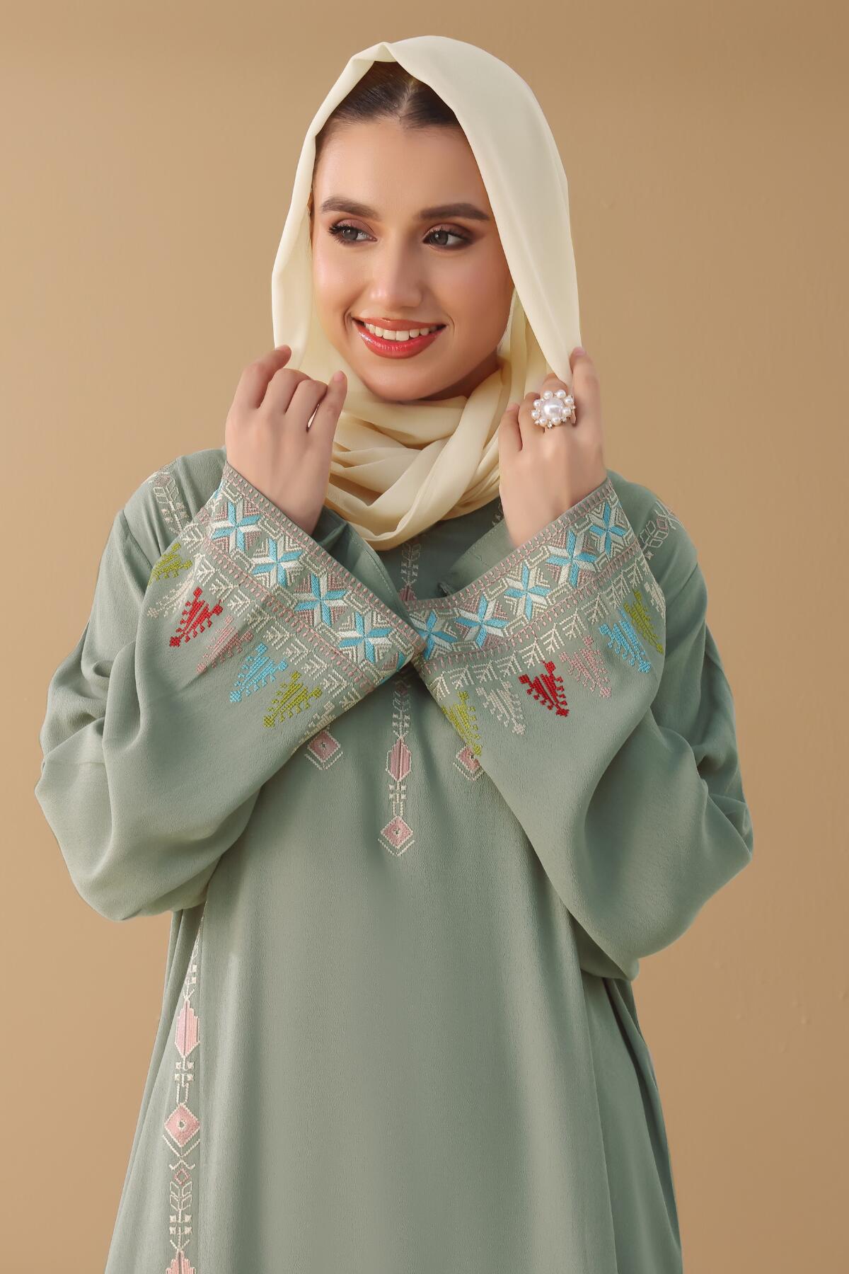 Iceberg Crepe Abaya