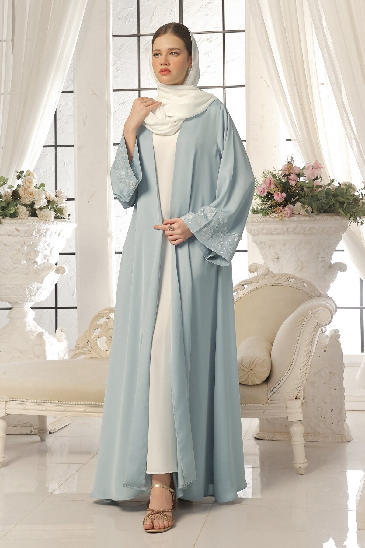 Seashell Embroidered White Abaya