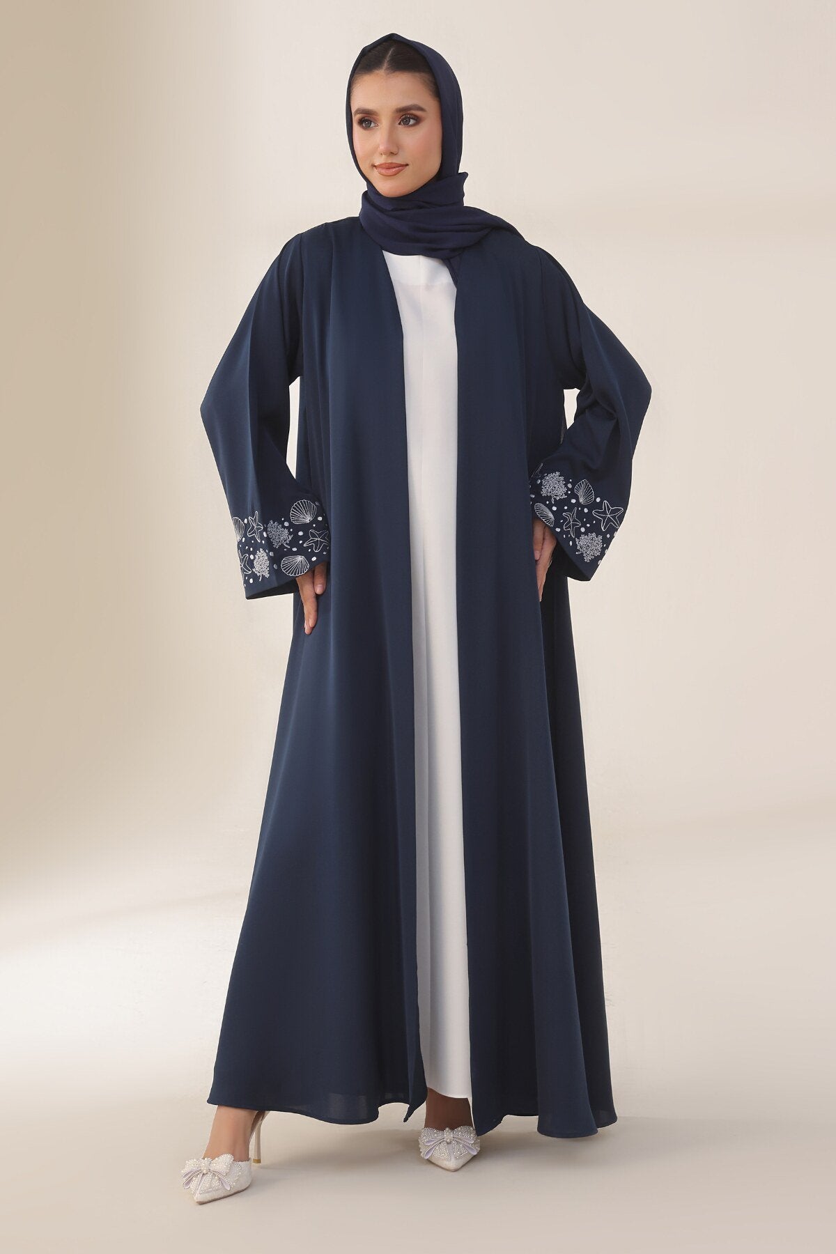 Seashell Embroidered Abaya