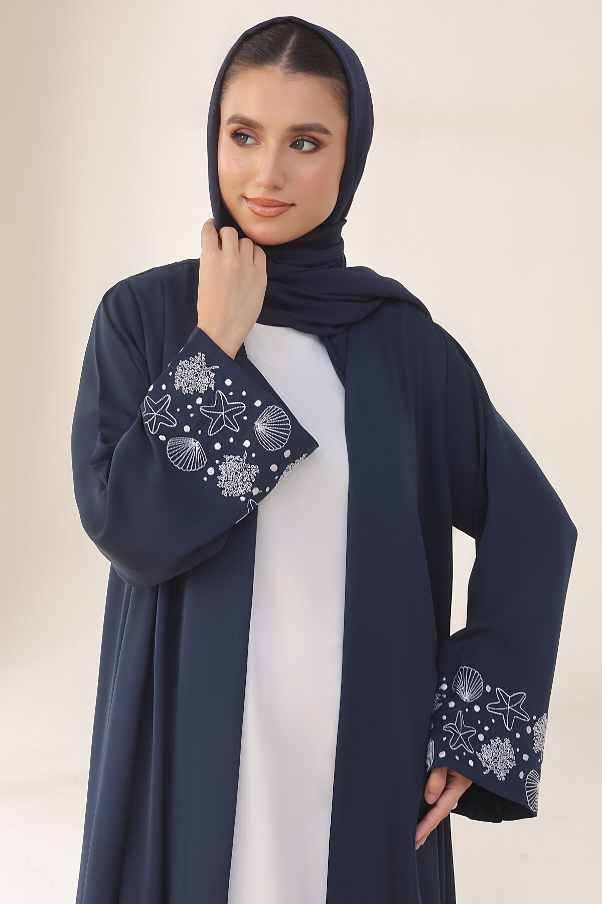 Seashell Embroidered Abaya